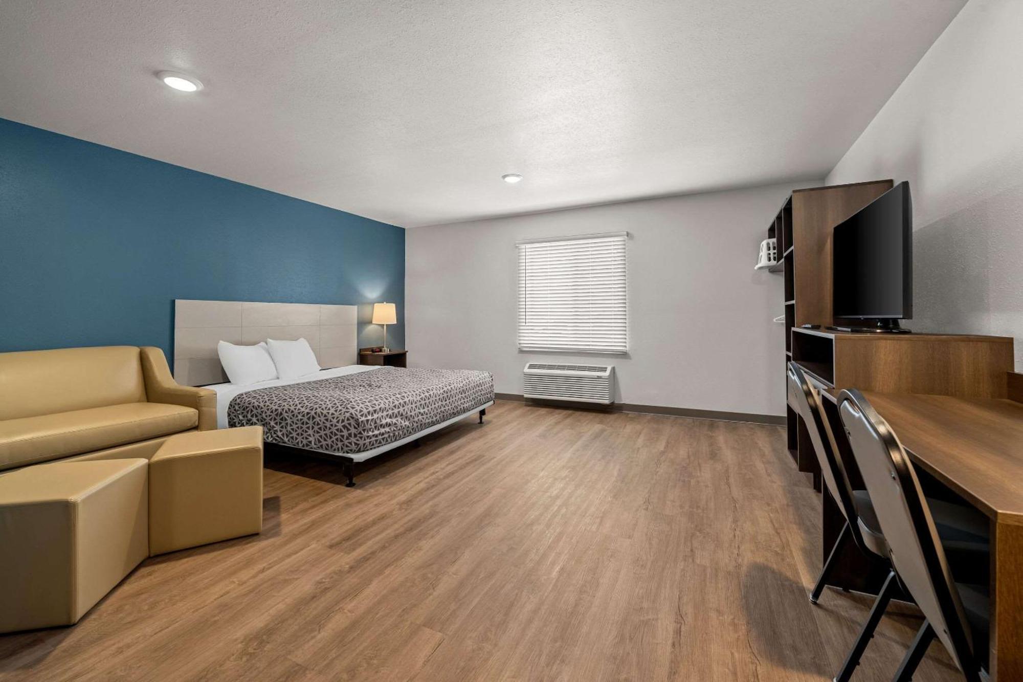 Woodspring Suites Loves Park - Rockford Dış mekan fotoğraf
